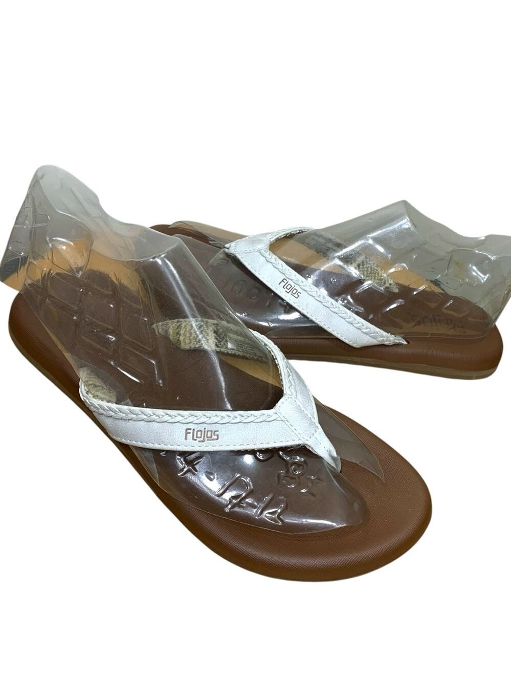 Flojos White Strap Thong Sandals with Brown Footbed Sz 8 Comfy Neural Beach
